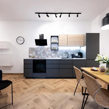 Native Pulaskiego 6 * Krasków