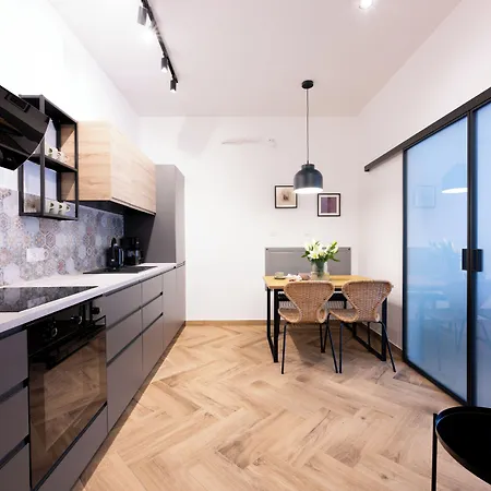 Native Pulaskiego 6 * Krasków