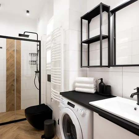 Native Pulaskiego 6 شقة