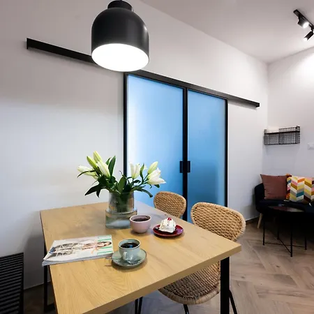 Native Pulaskiego 6 كراكوفيا